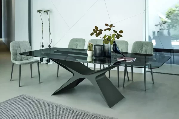 Baltik modern dining table by Sedit