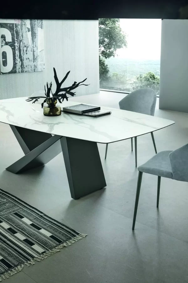 ikarus contemporary dining table by sedit 2