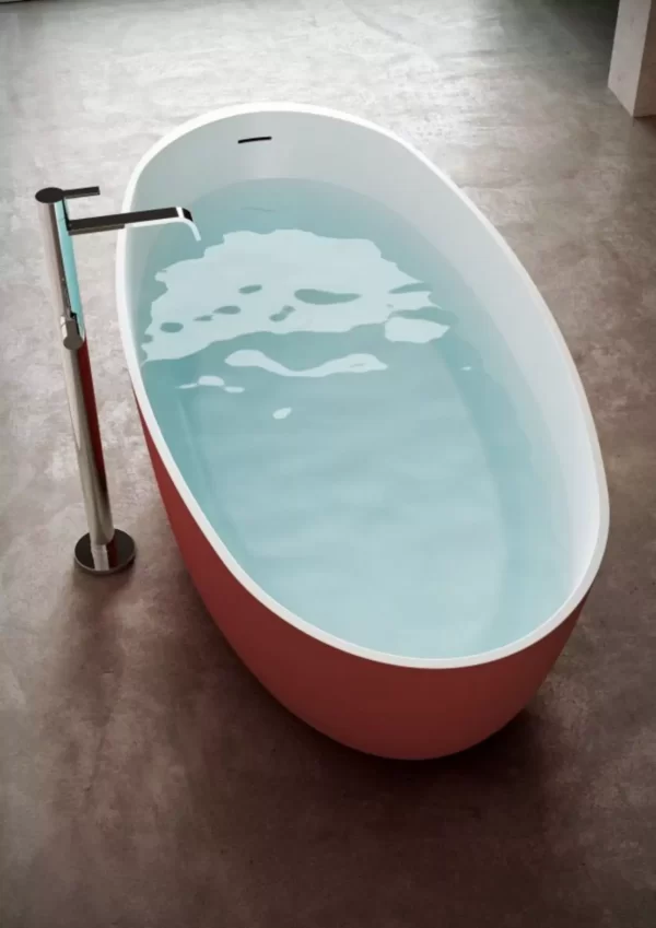round modern bathtub 2