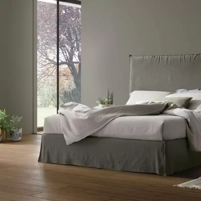 Hera Modern bed by Tomasella archisesto chicago 2024